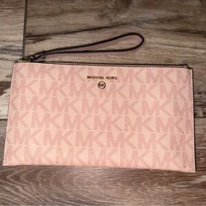 Michael Kors Blush Logo Wristlet